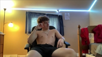 Idk_Why_Im_Here8  04-10-2021 video fingers